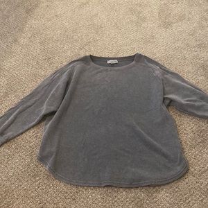 Grey long sleeved thermal tee